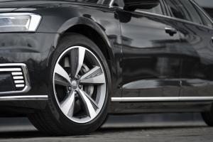 Audi A8 L 60 TFSI e Quattro 2020 года  (UK)